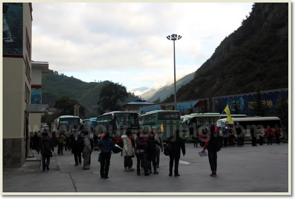 Jiuzhaigou Trip